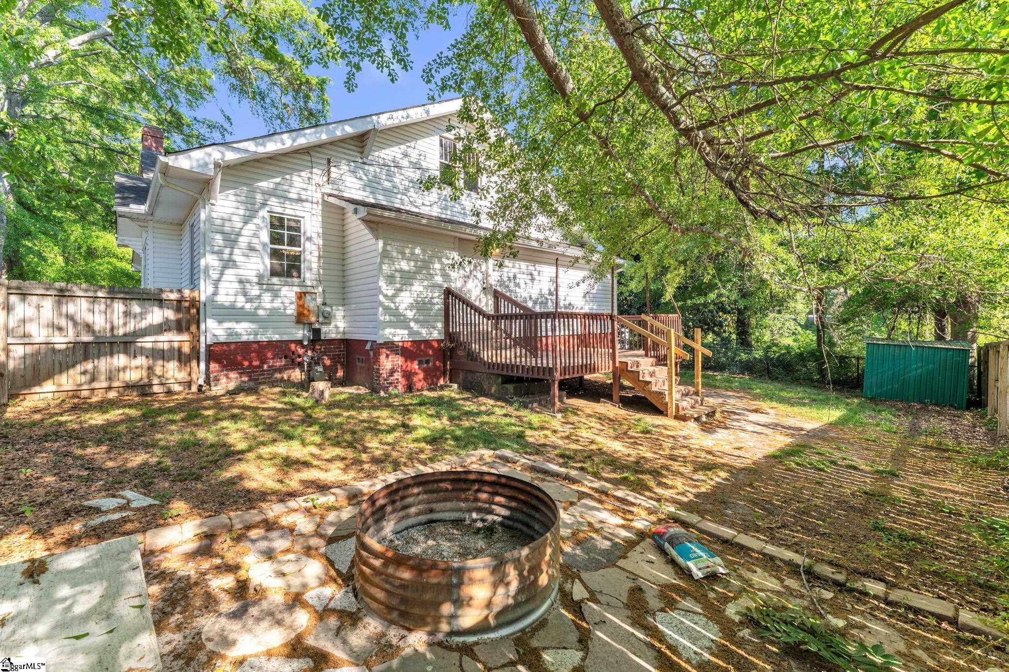 400 King Street Easley, SC 29640 - Photo 28 of 32