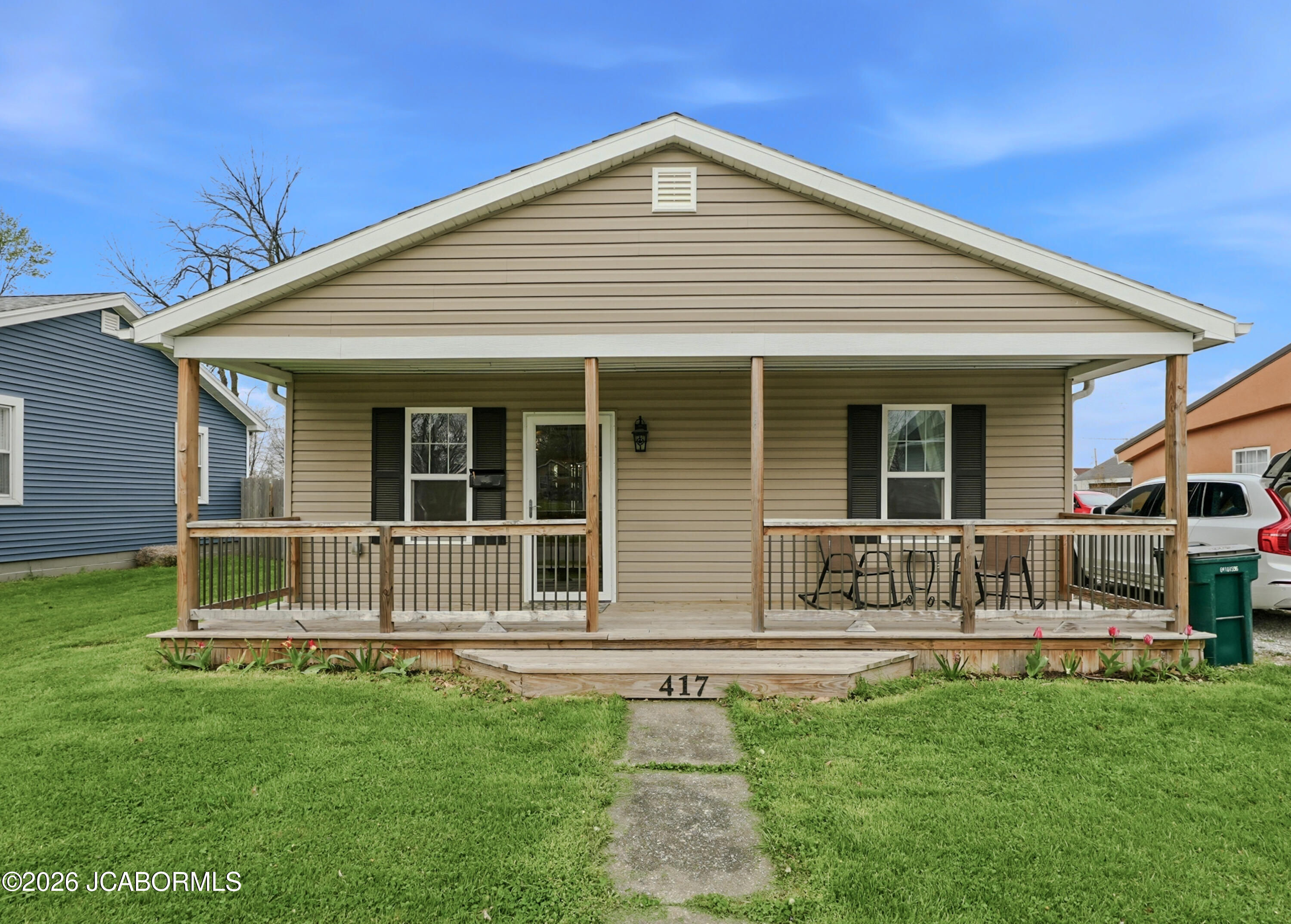 417 Garfield Avenue Moberly, MO 65270 - Photo 1 of 17 Front