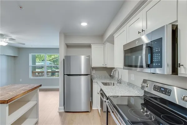 $1,175 | 710 Jesse Jewell Parkway Southeast, Unit 202, Gainesville, GA 30501