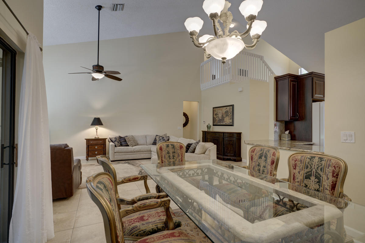 773 St Albans Drive Boca Raton, FL 33486 - Photo 12 of 26 Dining Area