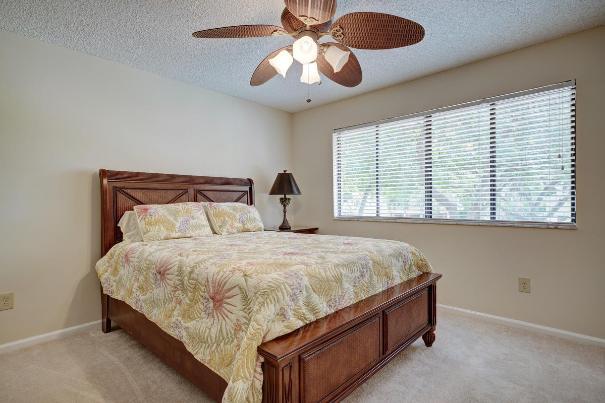 773 St Albans Drive Boca Raton, FL 33486 - Photo 17 of 26 Guest Room