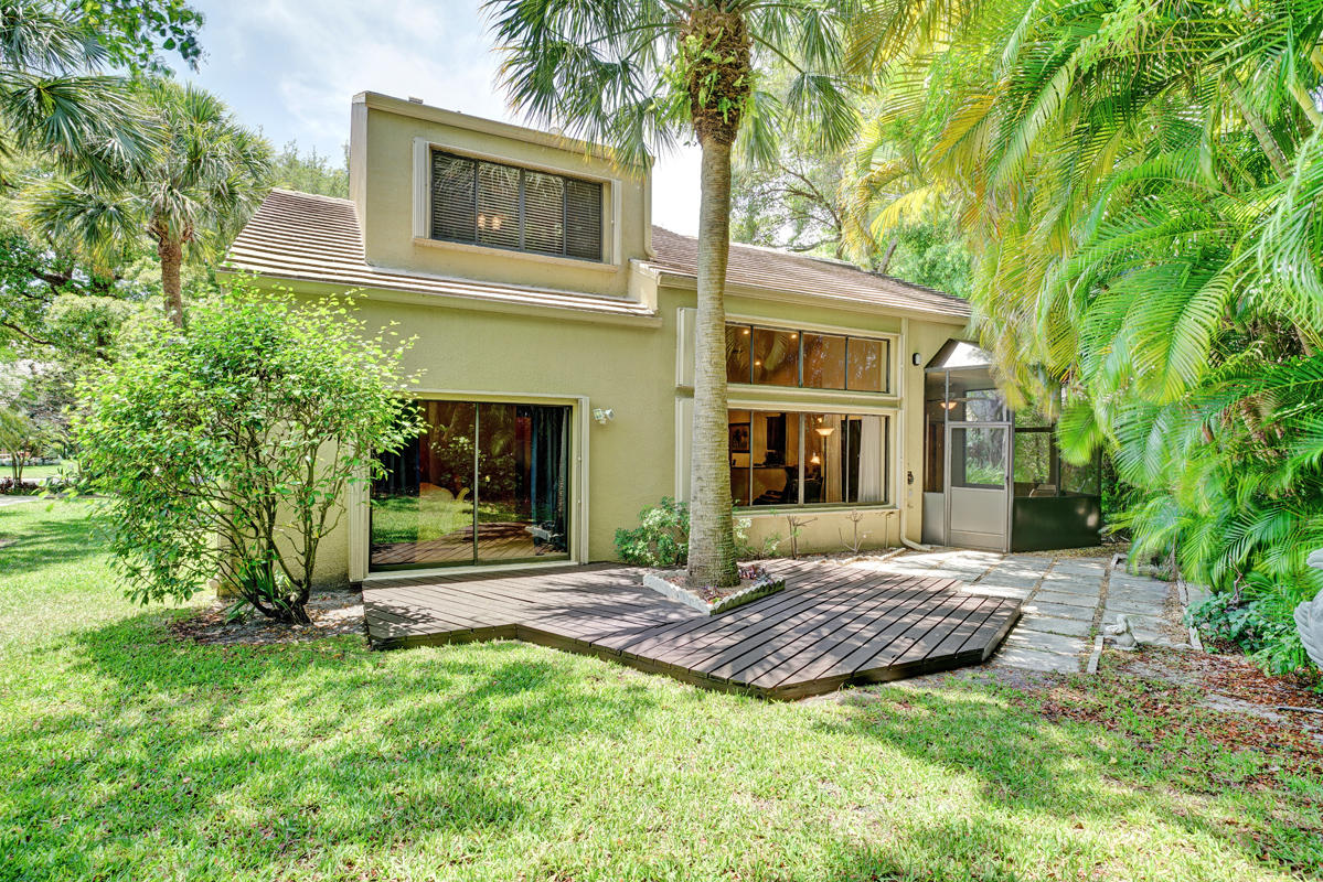 773 St Albans Drive Boca Raton, FL 33486 - Photo 22 of 26 Exterior Back