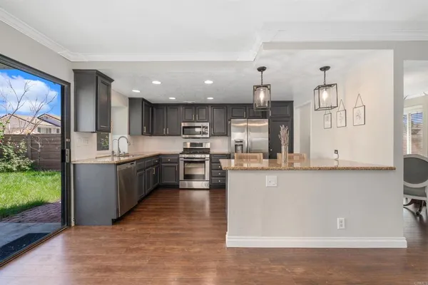 $814,990 | 1841 Providence Way, Corona, CA 92878