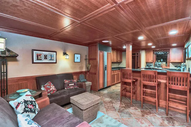 $1,850,000 | 215 Gral. Miller Road, Peterborough, NH 03458