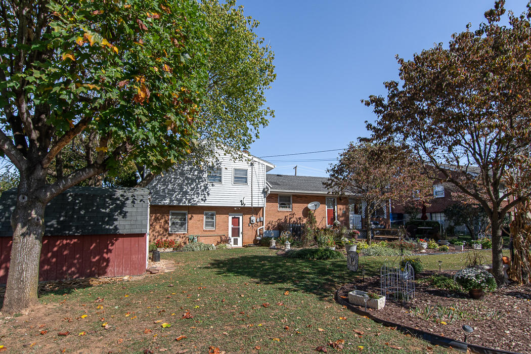 115 Frontier Road Northeast Roanoke, VA 24012 - Photo 28 of 39 Back