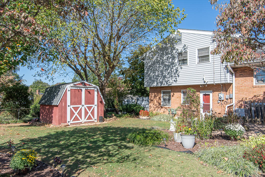 115 Frontier Road Northeast Roanoke, VA 24012 - Photo 30 of 39 Back