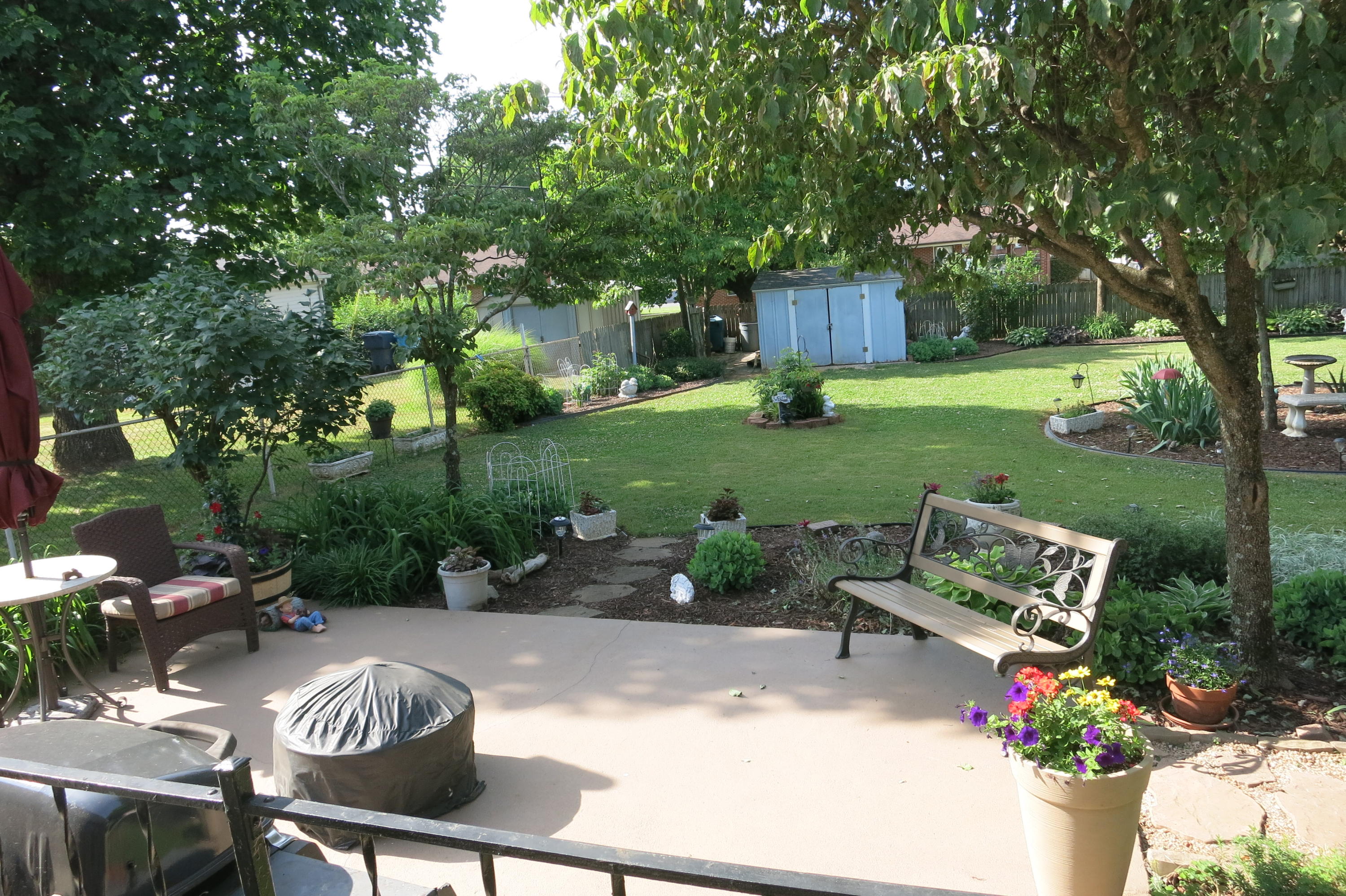 115 Frontier Road Northeast Roanoke, VA 24012 - Photo 33 of 39 Beautiful park -like back yard