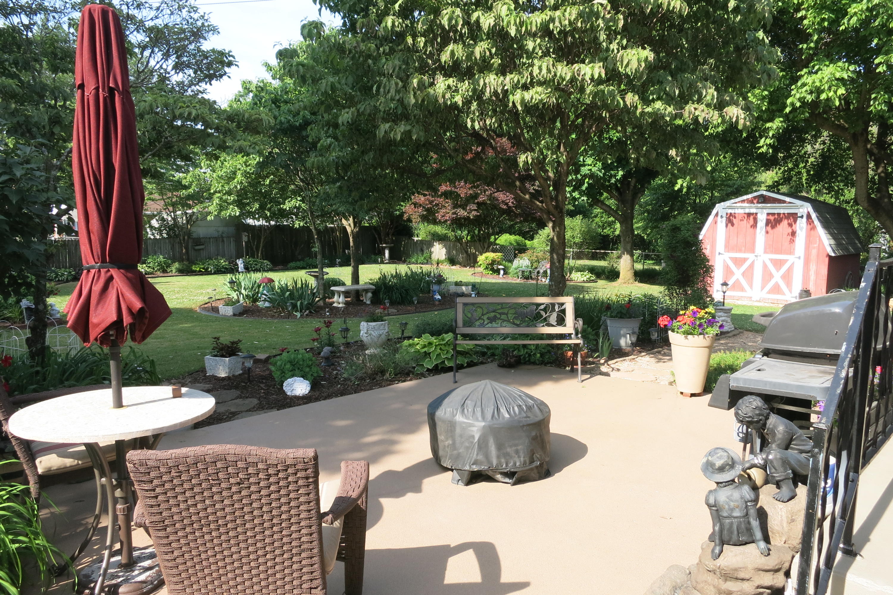 115 Frontier Road Northeast Roanoke, VA 24012 - Photo 35 of 39 Beautiful park -like back yard