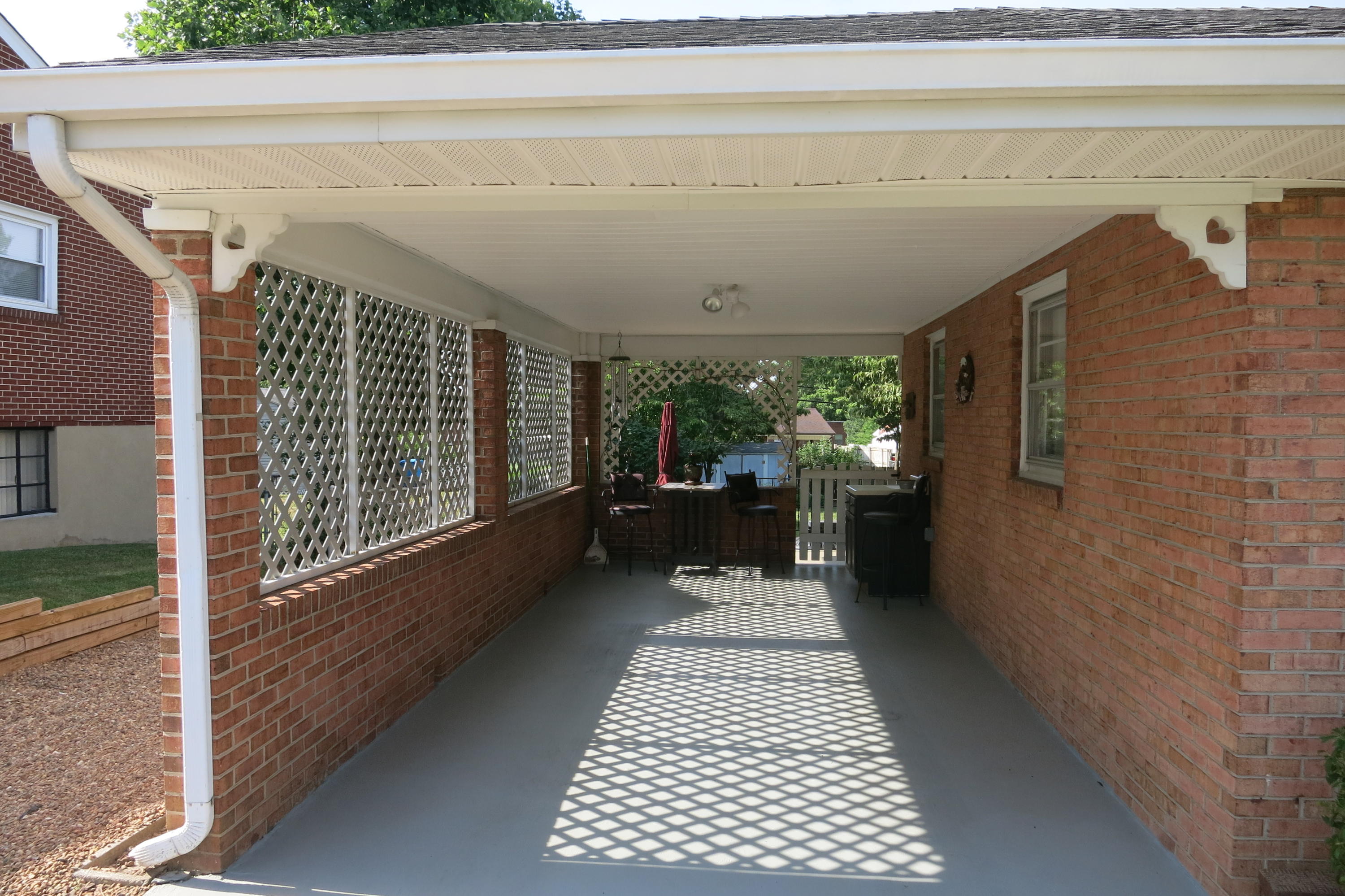 115 Frontier Road Northeast Roanoke, VA 24012 - Photo 37 of 39 Carport