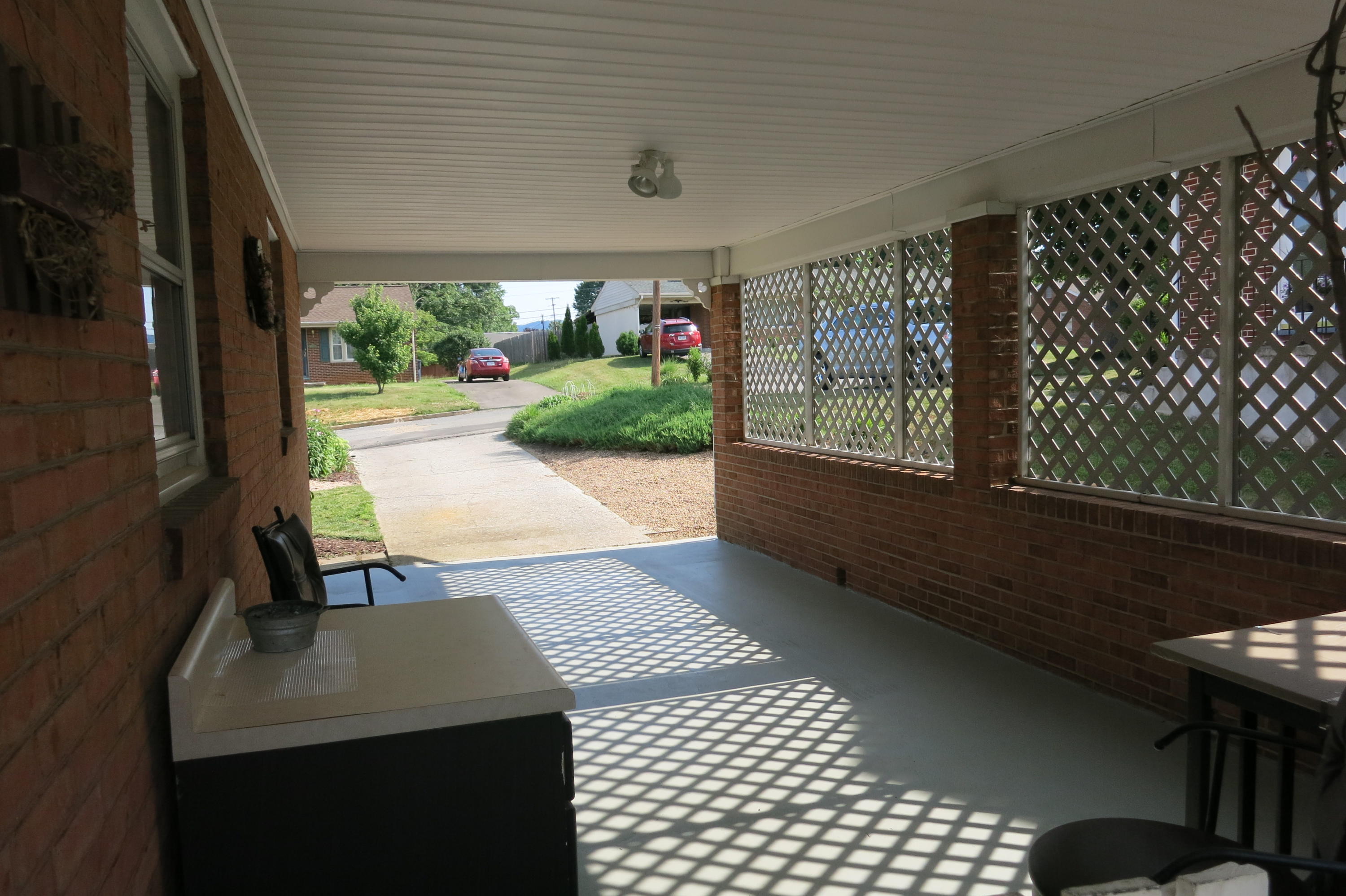 115 Frontier Road Northeast Roanoke, VA 24012 - Photo 38 of 39 Carport