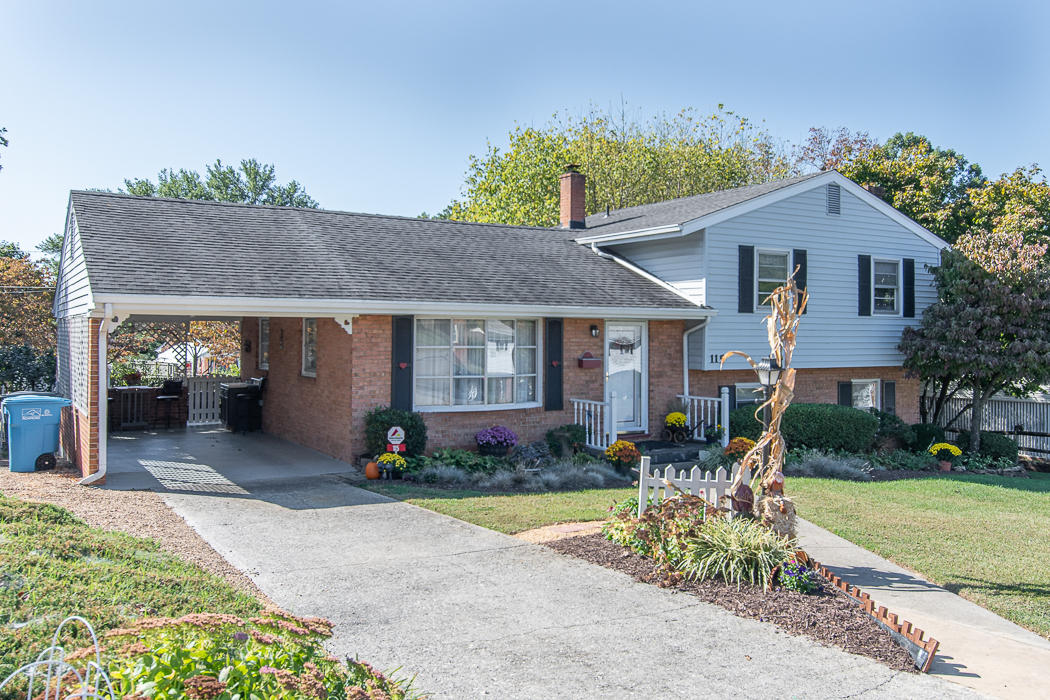 115 Frontier Road Northeast Roanoke, VA 24012 - Photo 7 of 39 untitled-1