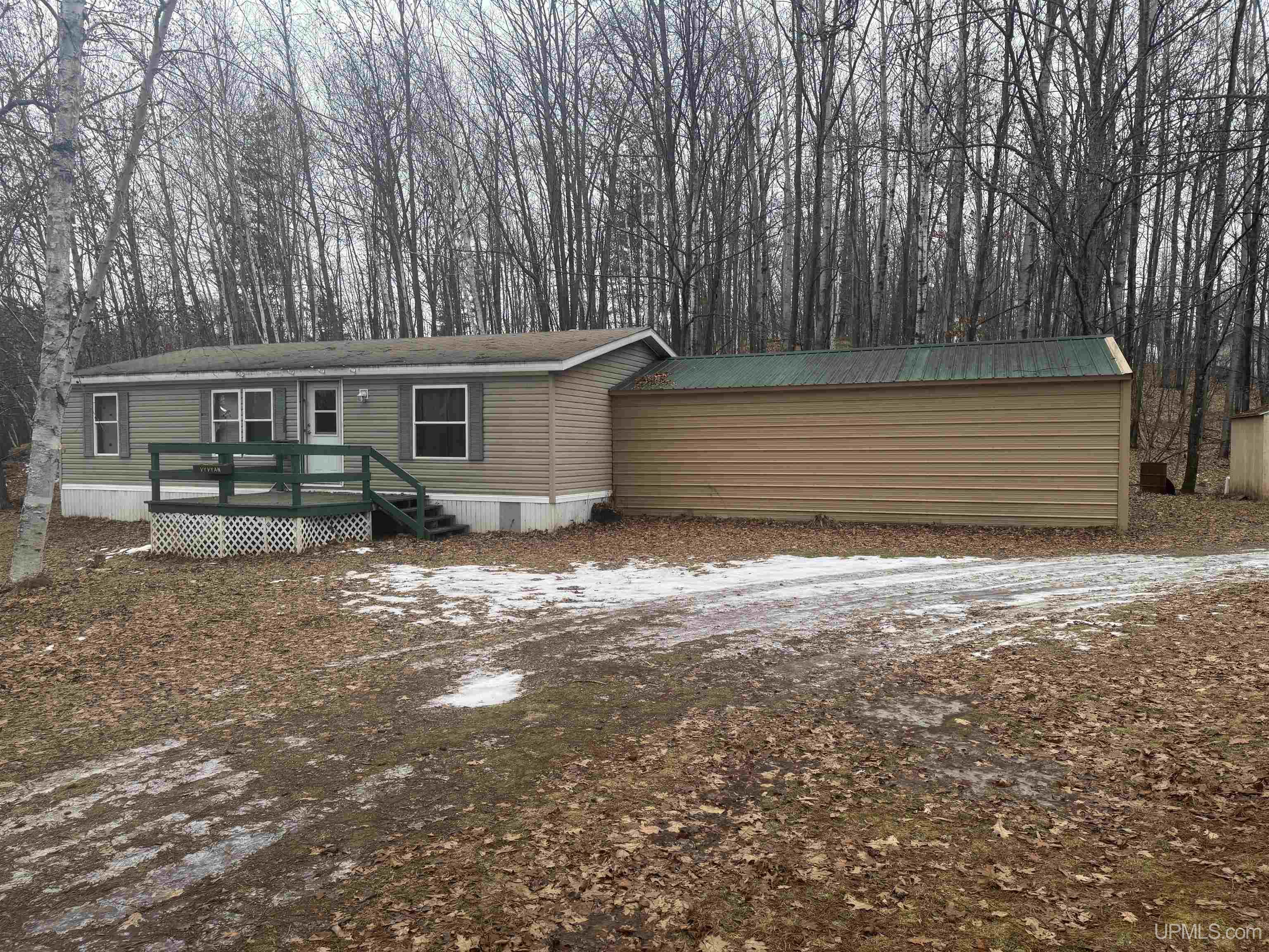 1654 Vivio Road Florence, WI 54121 - Photo 1 of 36 Gallery Image 1