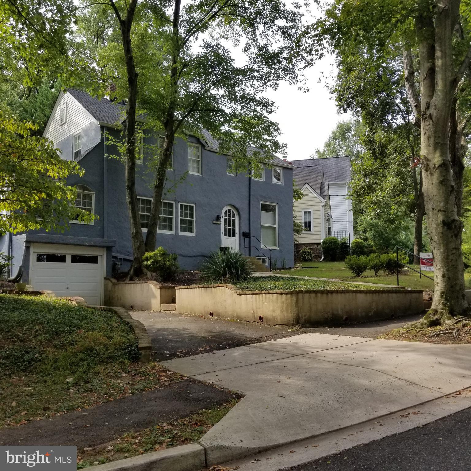 4022 25th Road North Arlington, VA 22207 - Photo 2 of 12 Front Exterior