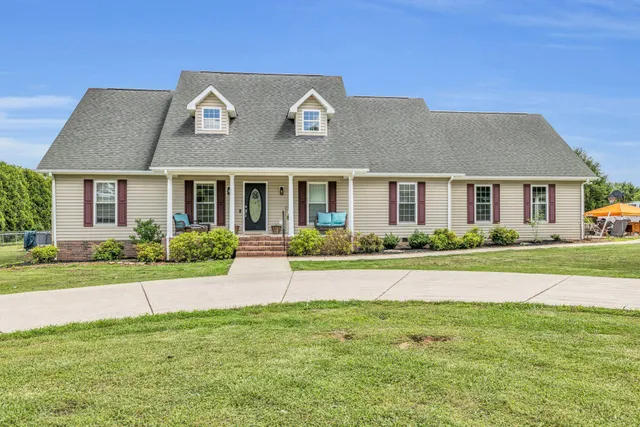$425,000 | 87 Happy Valley Road, Dunlap, TN 37327