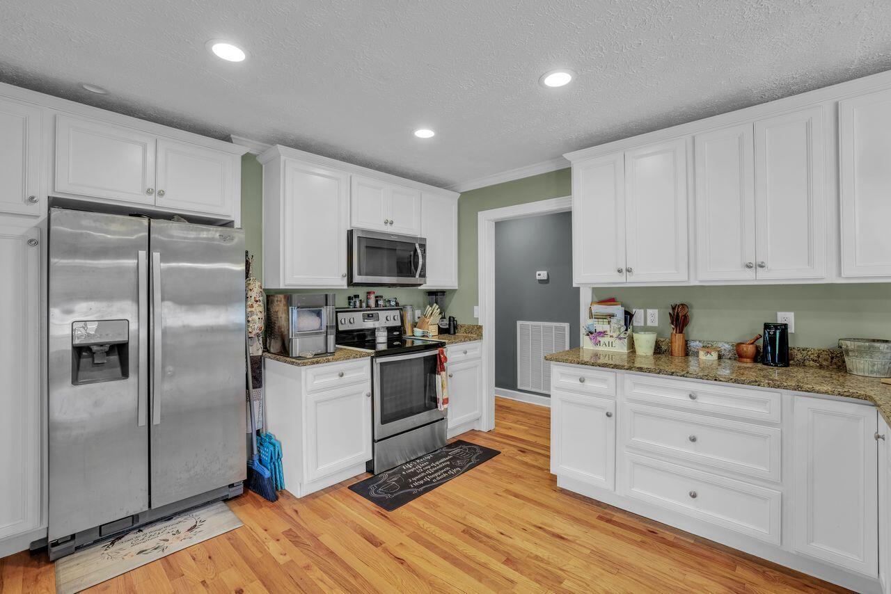 87 Happy Valley Road Dunlap, TN 37327 - Photo 13 of 36 87 Happy 19