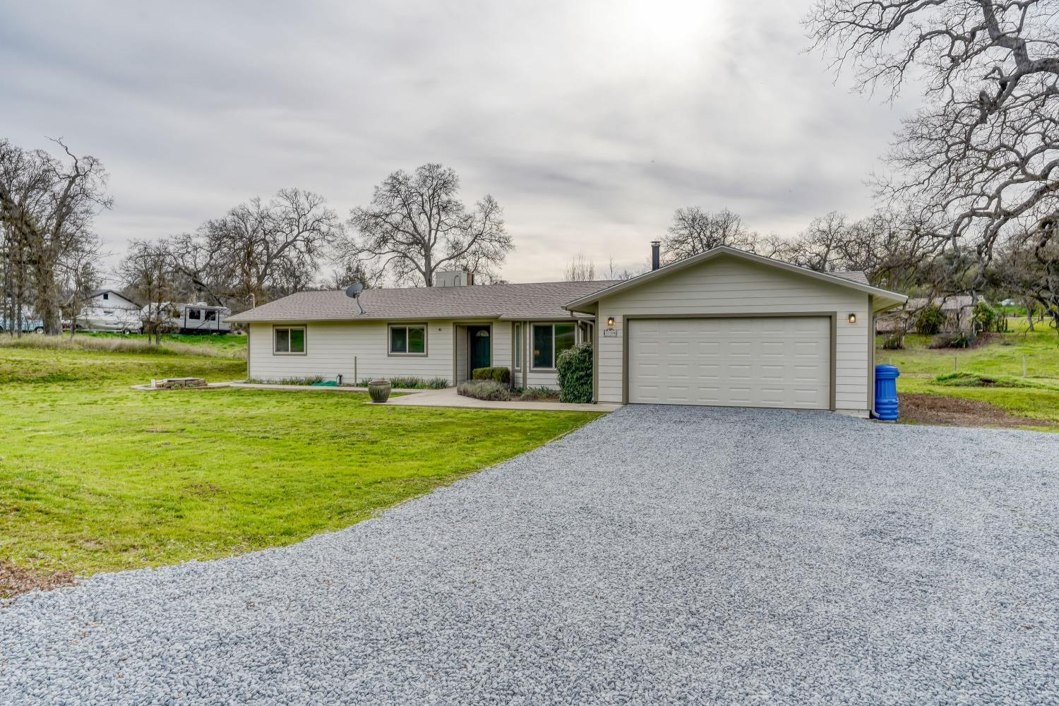 31504 Erie Road Coarsegold, CA 93614 - Photo 3 of 50 Gallery Image 3