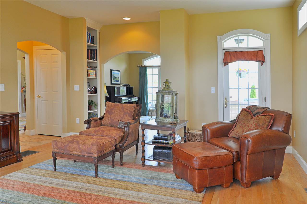 91 Golf Course Road South Burlington, VT 05403 - Photo 13 of 36