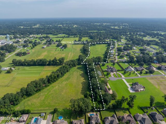 $200,000 | 800 Blk Hector Connoly Road, Carencro, LA 70520