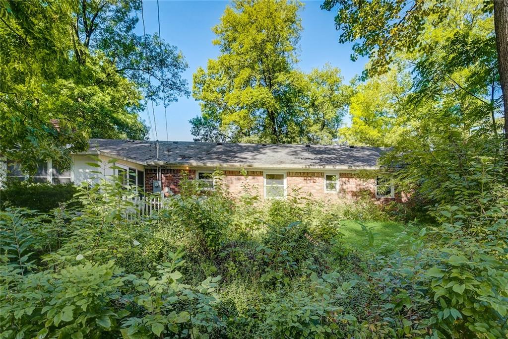7831 Hoover Road Indianapolis, IN 46260 - Photo 7 of 29 Gallery Image 7