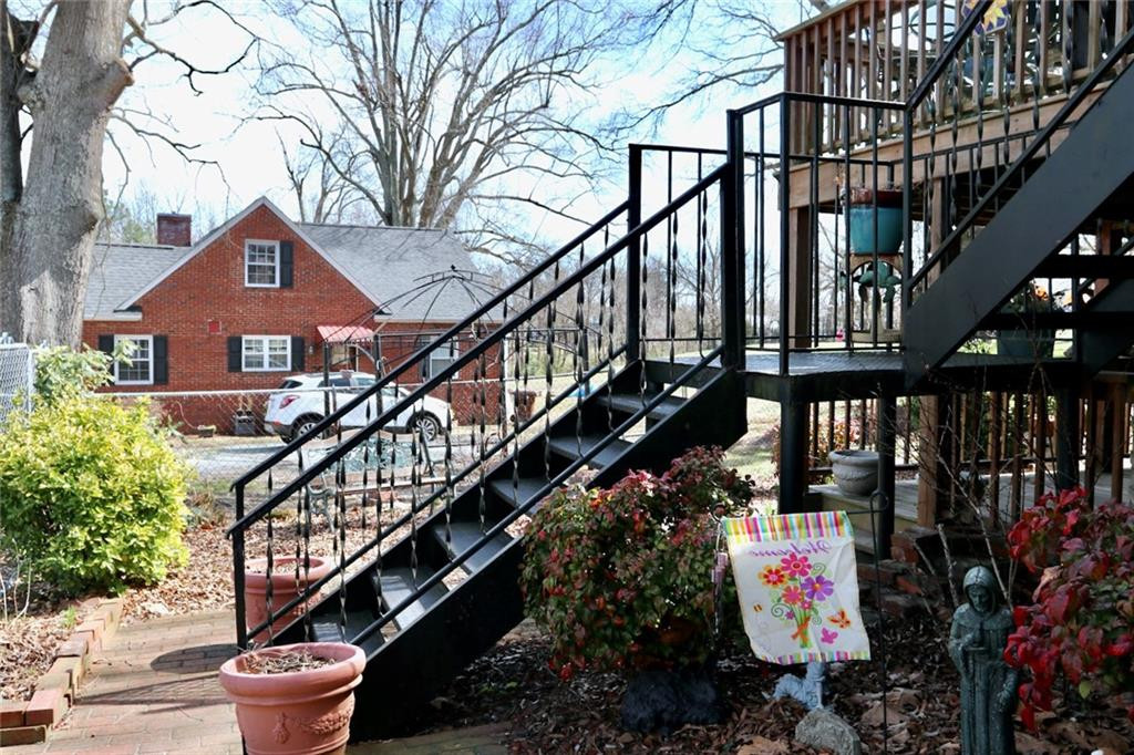 242 North Main Street Roxboro, NC 27573 - Photo 32 of 36 Gallery Image 32