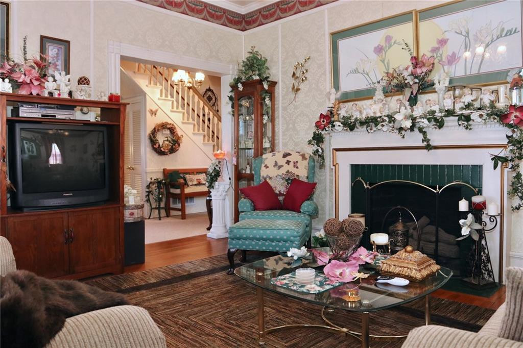 242 North Main Street Roxboro, NC 27573 - Photo 6 of 36 Gallery Image 6