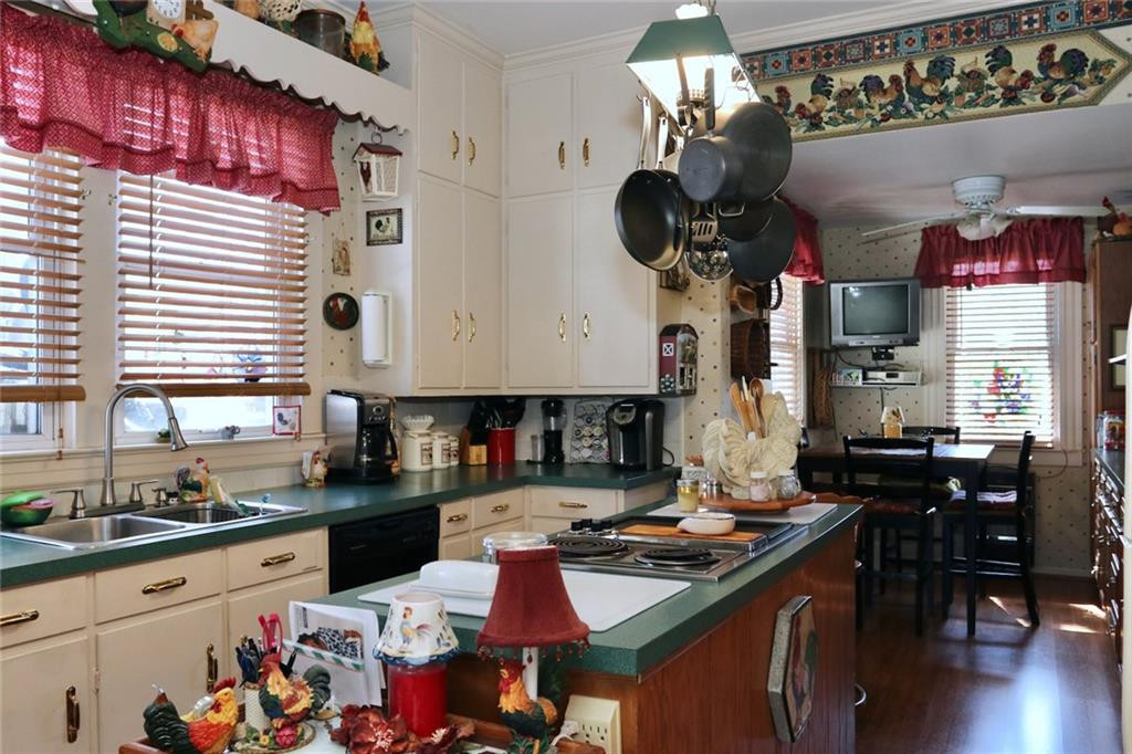 242 North Main Street Roxboro, NC 27573 - Photo 9 of 36 Gallery Image 9