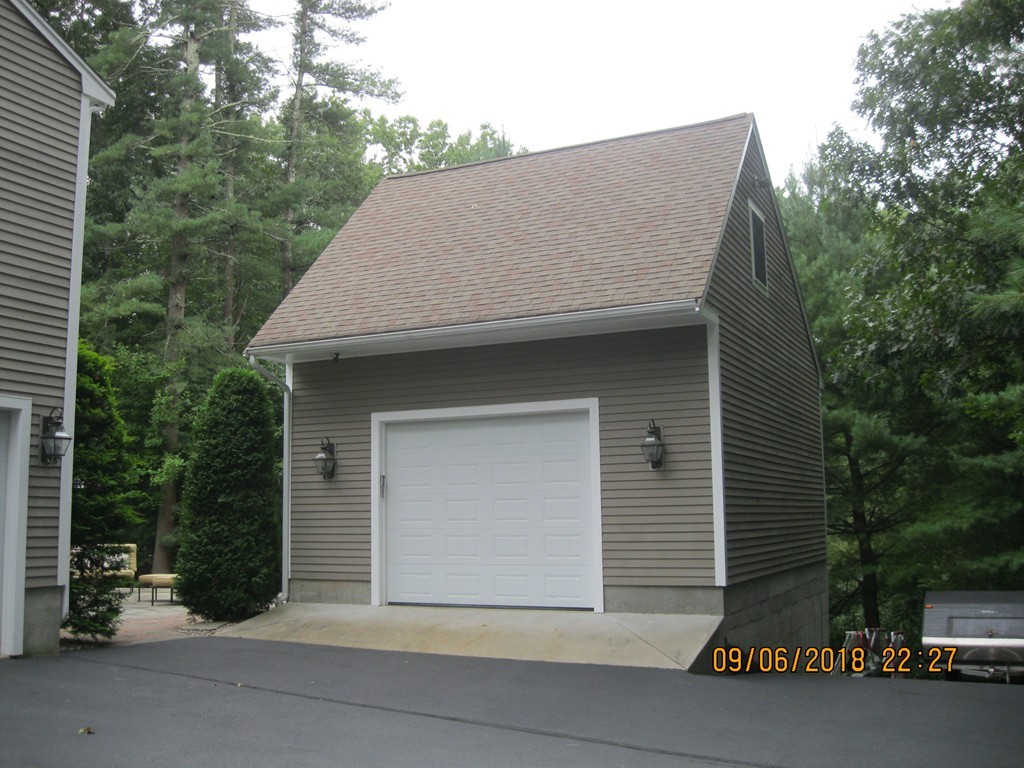19 Cedar Ridge Lane Mansfield, MA 02048 - Photo 3 of 30 Gallery Image 3