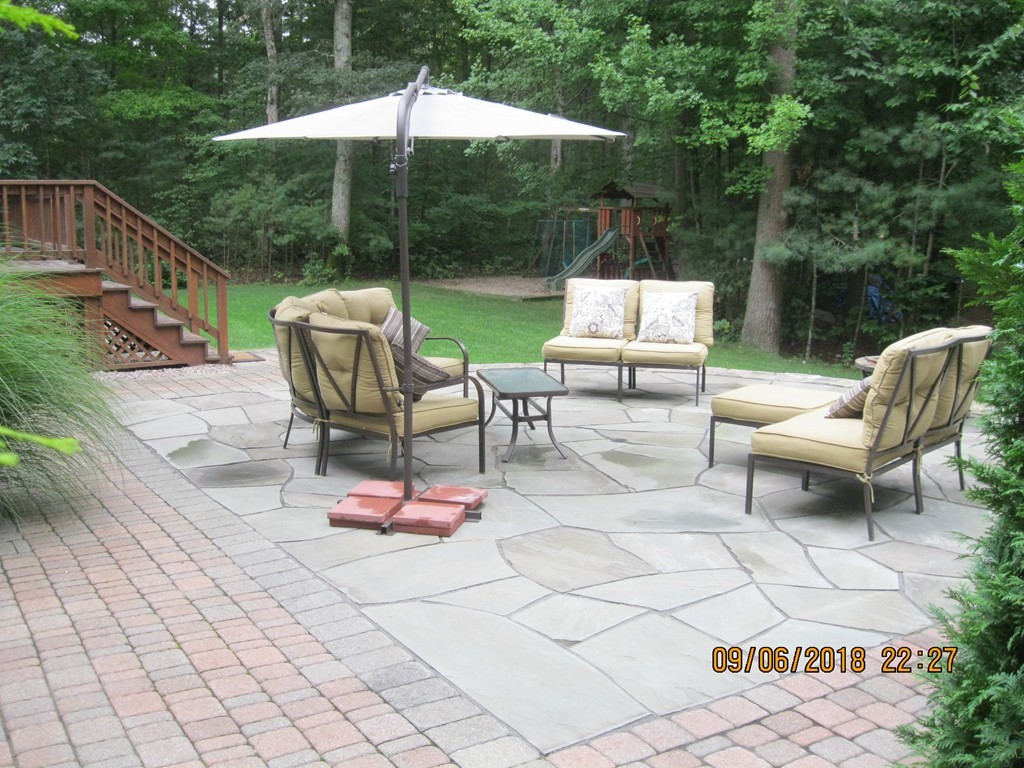 19 Cedar Ridge Lane Mansfield, MA 02048 - Photo 4 of 30 Gallery Image 4
