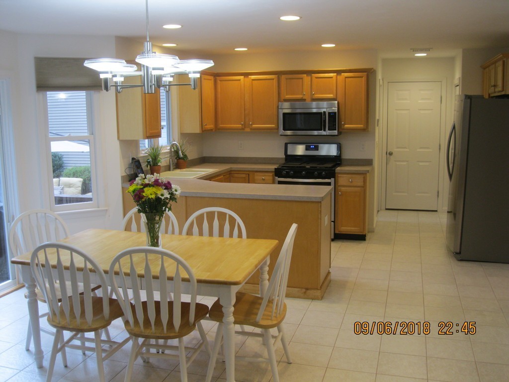 19 Cedar Ridge Lane Mansfield, MA 02048 - Photo 9 of 30 Gallery Image 9