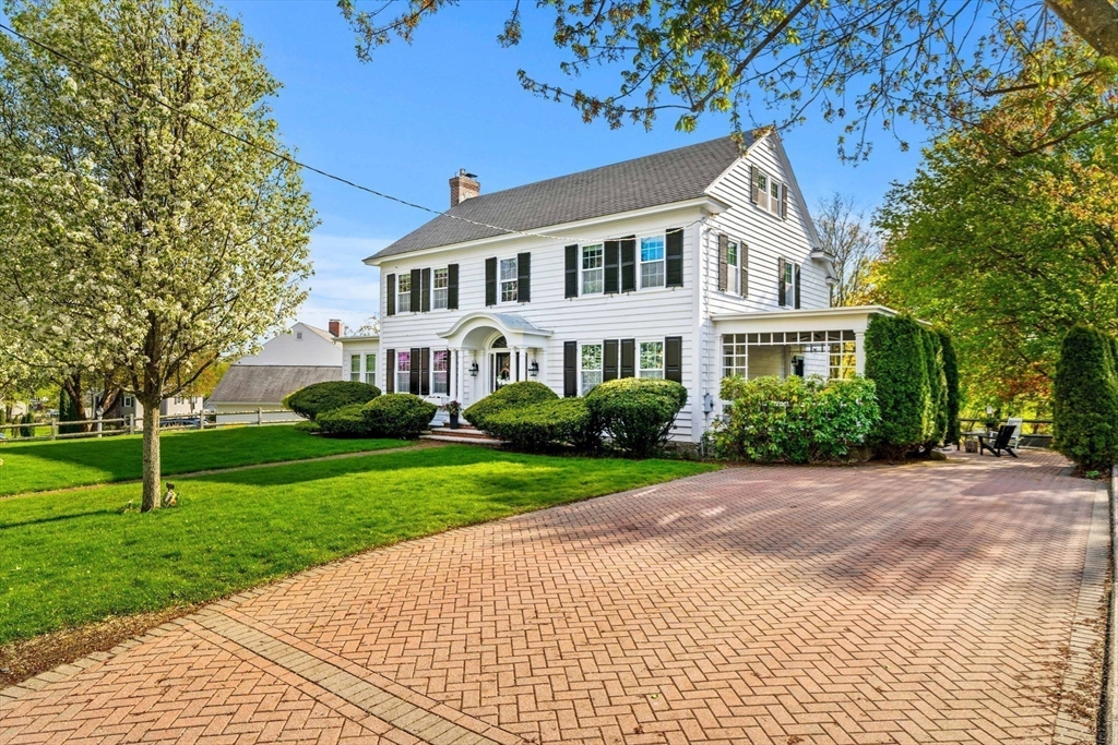 57 Garden Road Lowell, MA 01852 - Photo 28 of 35
