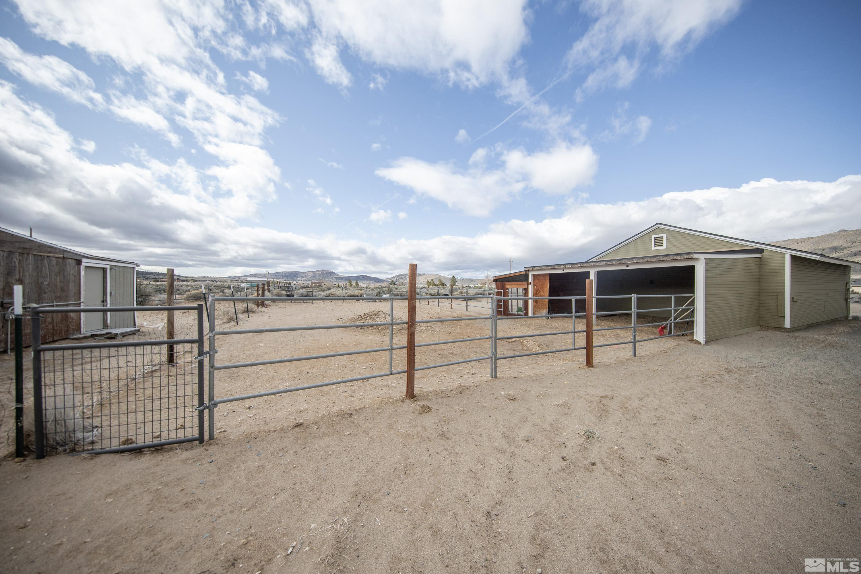 2055 Antelope Valley Road Reno, NV 89506 - Photo 34 of 40 a view of a backyard