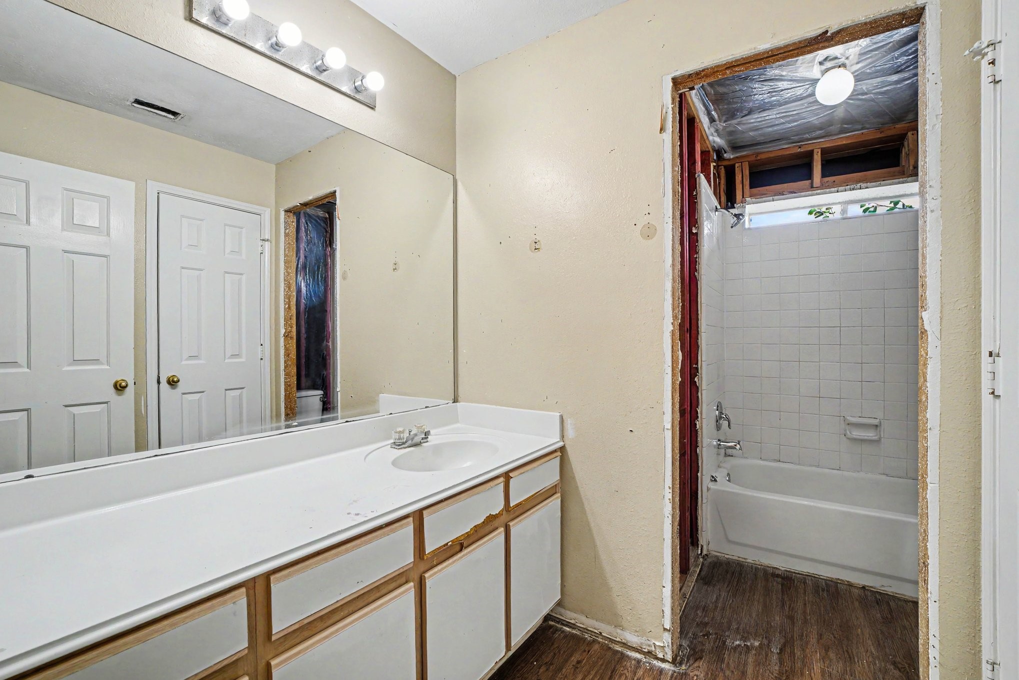 1805 Manor Circle Rosenberg, TX 77471 - Photo 10 of 25