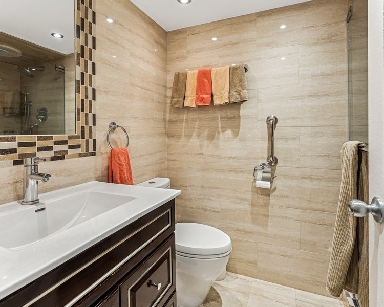 6301 North Sheridan Road, Unit 15R Chicago, IL 60660 - Photo 16 of 28 Gallery Image 16
