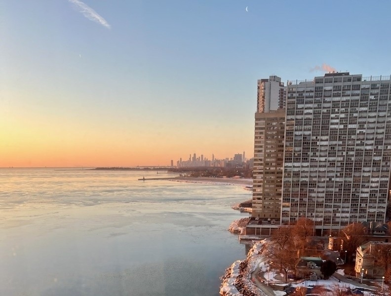 6301 North Sheridan Road, Unit 15R Chicago, IL 60660 - Photo 19 of 28 Gallery Image 19