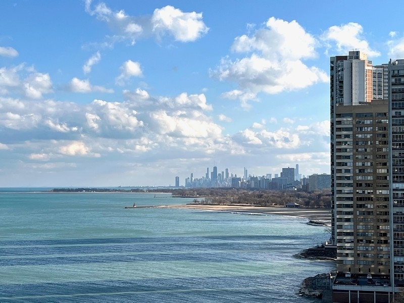 6301 North Sheridan Road, Unit 15R Chicago, IL 60660 - Photo 20 of 28 Gallery Image 20
