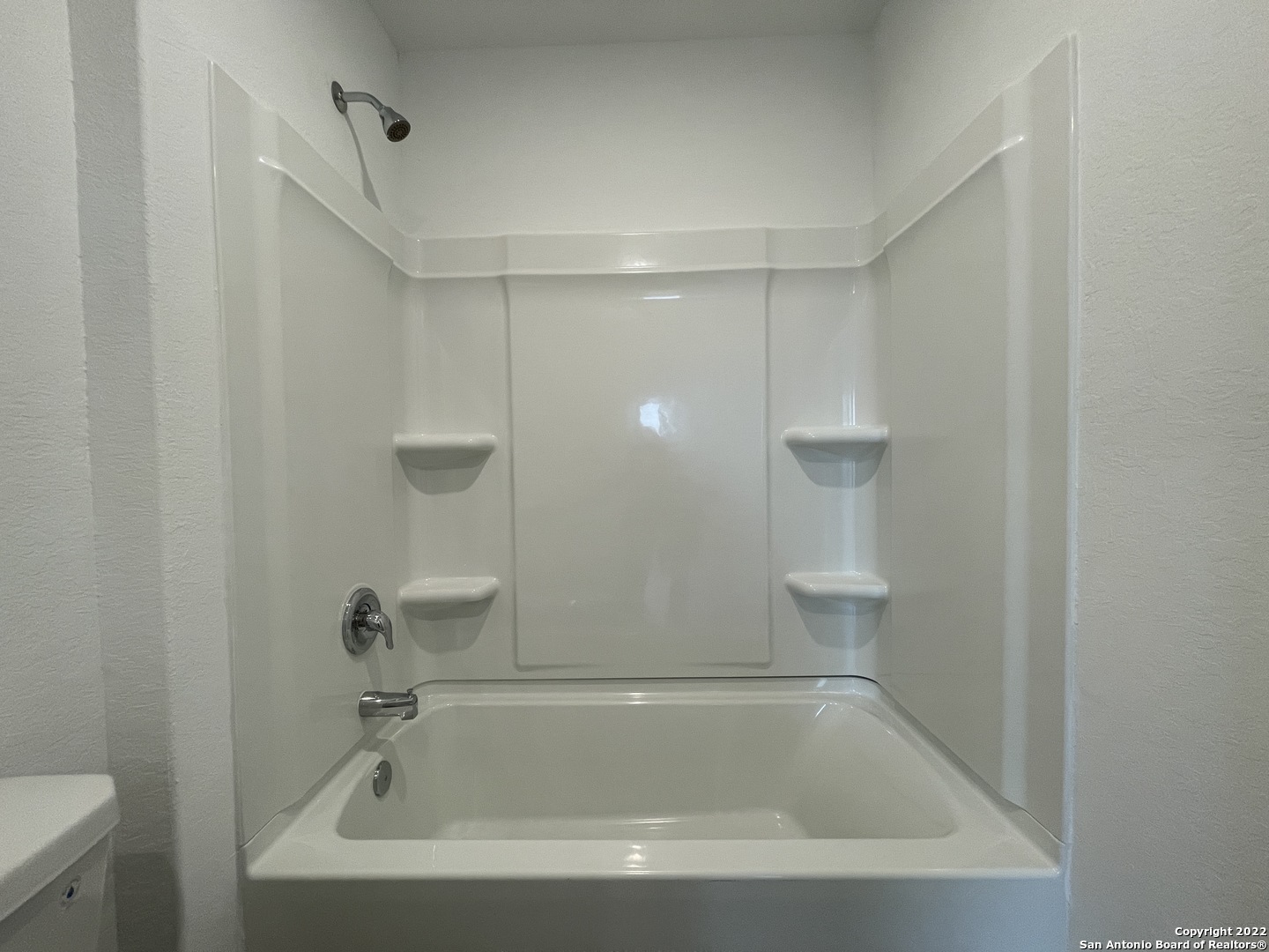 4324 Levee Ridge San Antonio, TX 78223 - Photo 8 of 24 a close view of a bathtub in bathroom