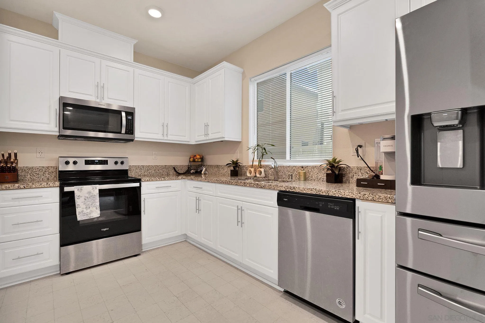 10719 Porter Terrace Spring Valley, CA 91978 - Photo 14 of 62 Gallery Image 14