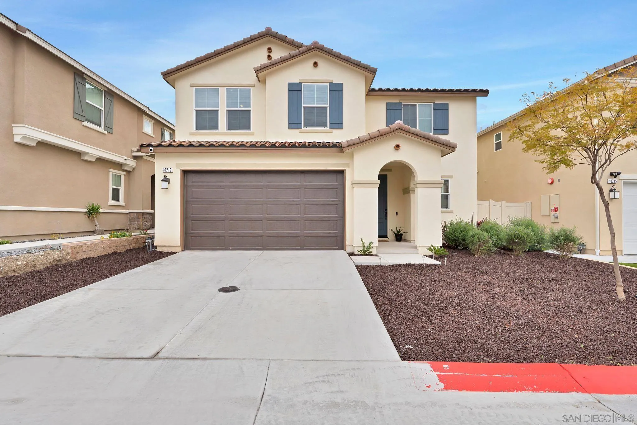 10719 Porter Terrace Spring Valley, CA 91978 - Photo 4 of 62 Gallery Image 4