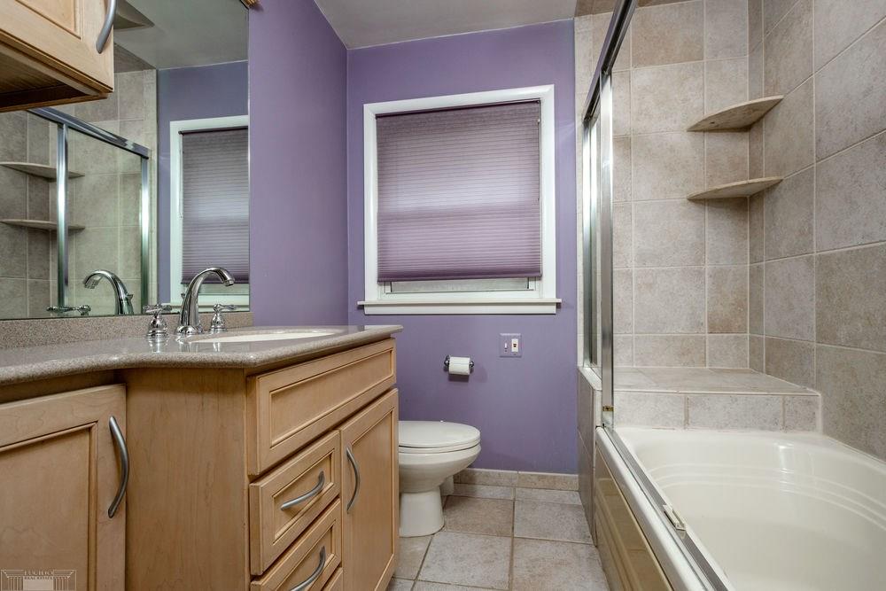 221 Ridgemont Road Grosse Pointe Farms, MI 48236 - Photo 19 of 41