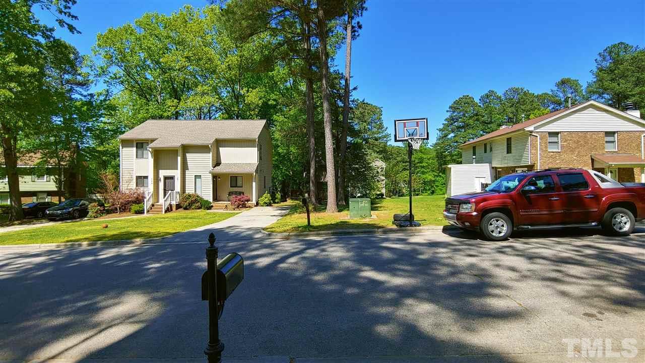 112 Bramble Court Raleigh, NC 27615 - Photo 7 of 30 Gallery Image 7