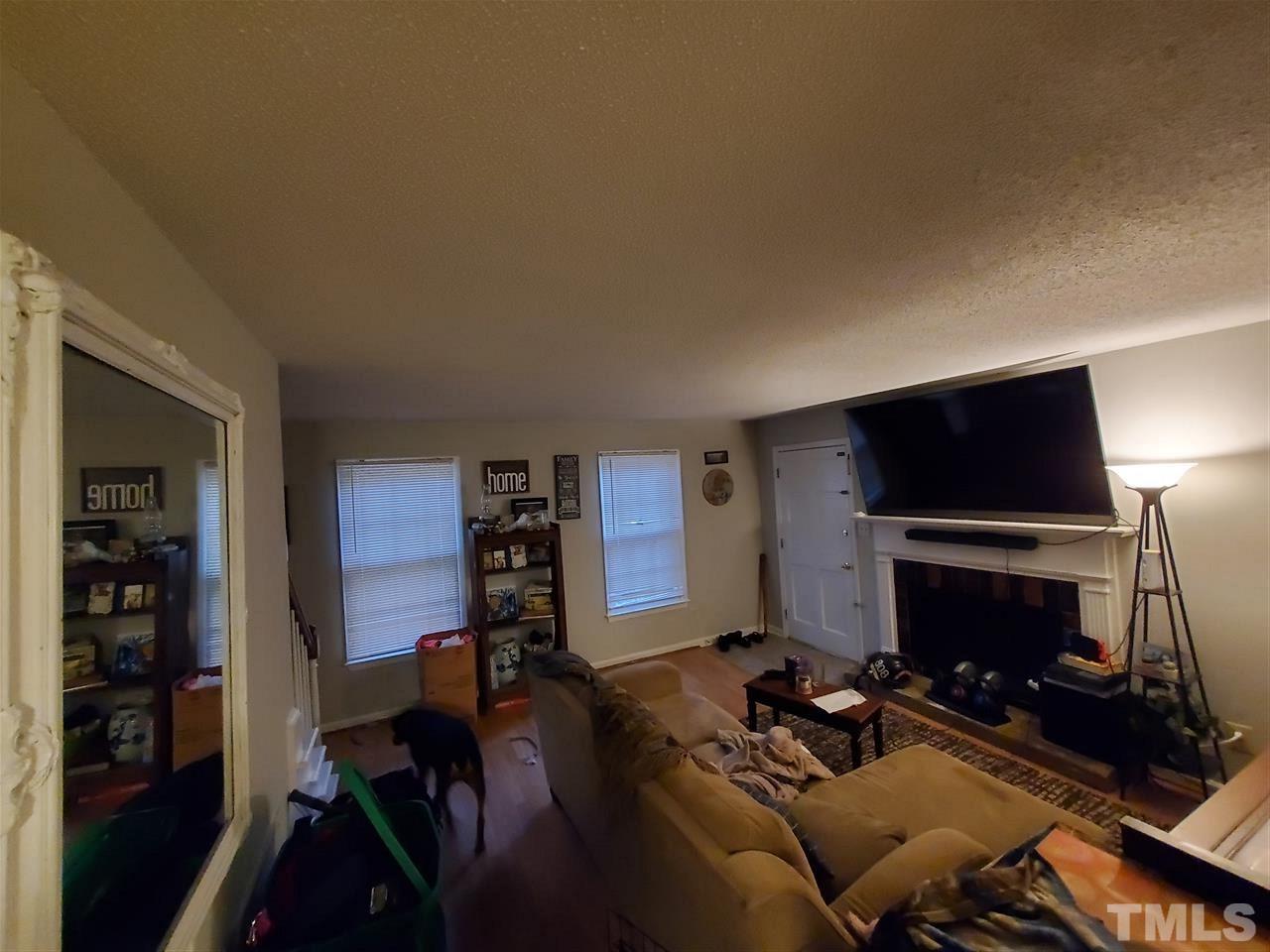 112 Bramble Court Raleigh, NC 27615 - Photo 9 of 30 Gallery Image 9