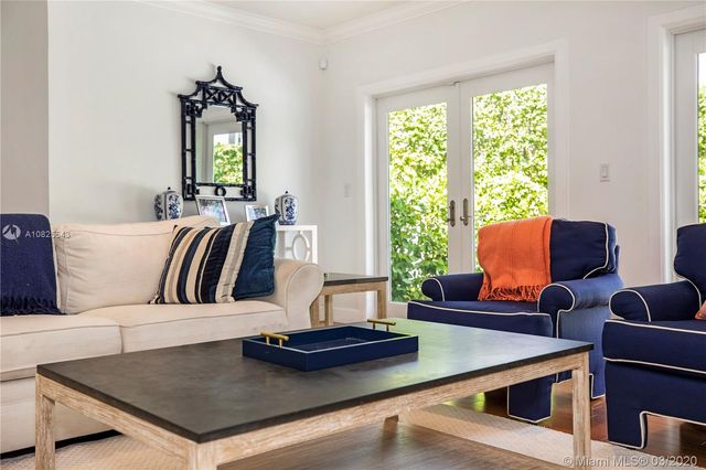 $1,675,000 | 4915 San Amaro Court, Coral Gables, FL 33146