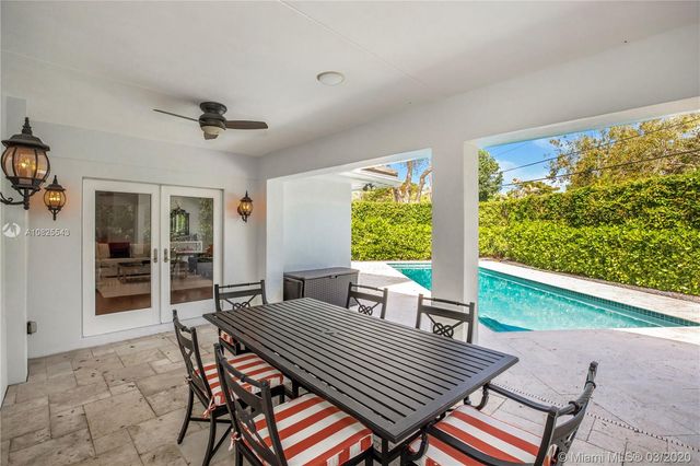 $1,675,000 | 4915 San Amaro Court, Coral Gables, FL 33146