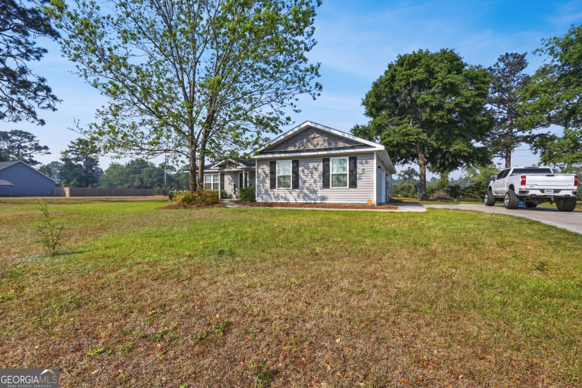 586 Caleb Circle Jesup, GA 31545 - Photo 27 of 30