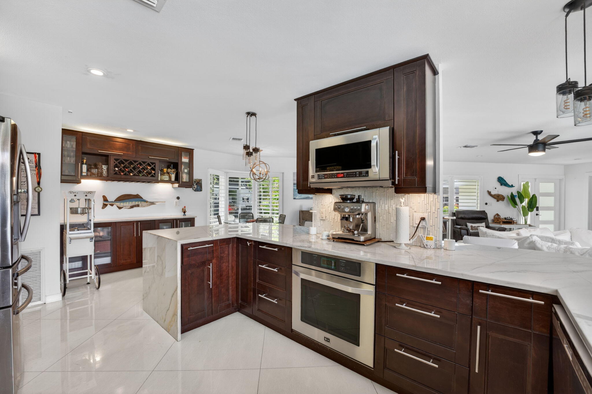 2375 Southeast 8th Street Pompano Beach, FL 33062 - Photo 15 of 45 24-web-or-mls-DSC08882
