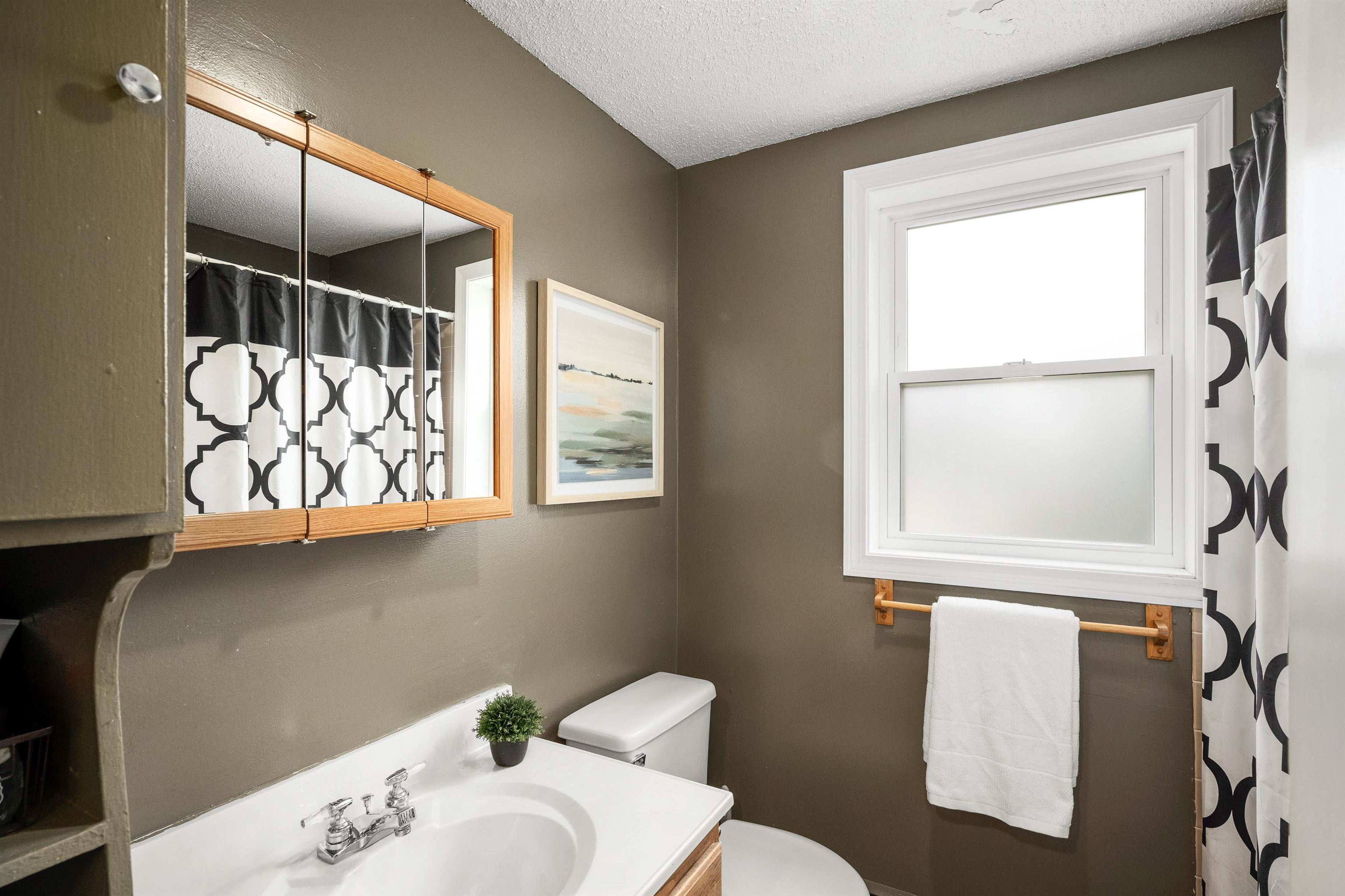 6 Whittaker Circle Concord, NH 03303 - Photo 18 of 39