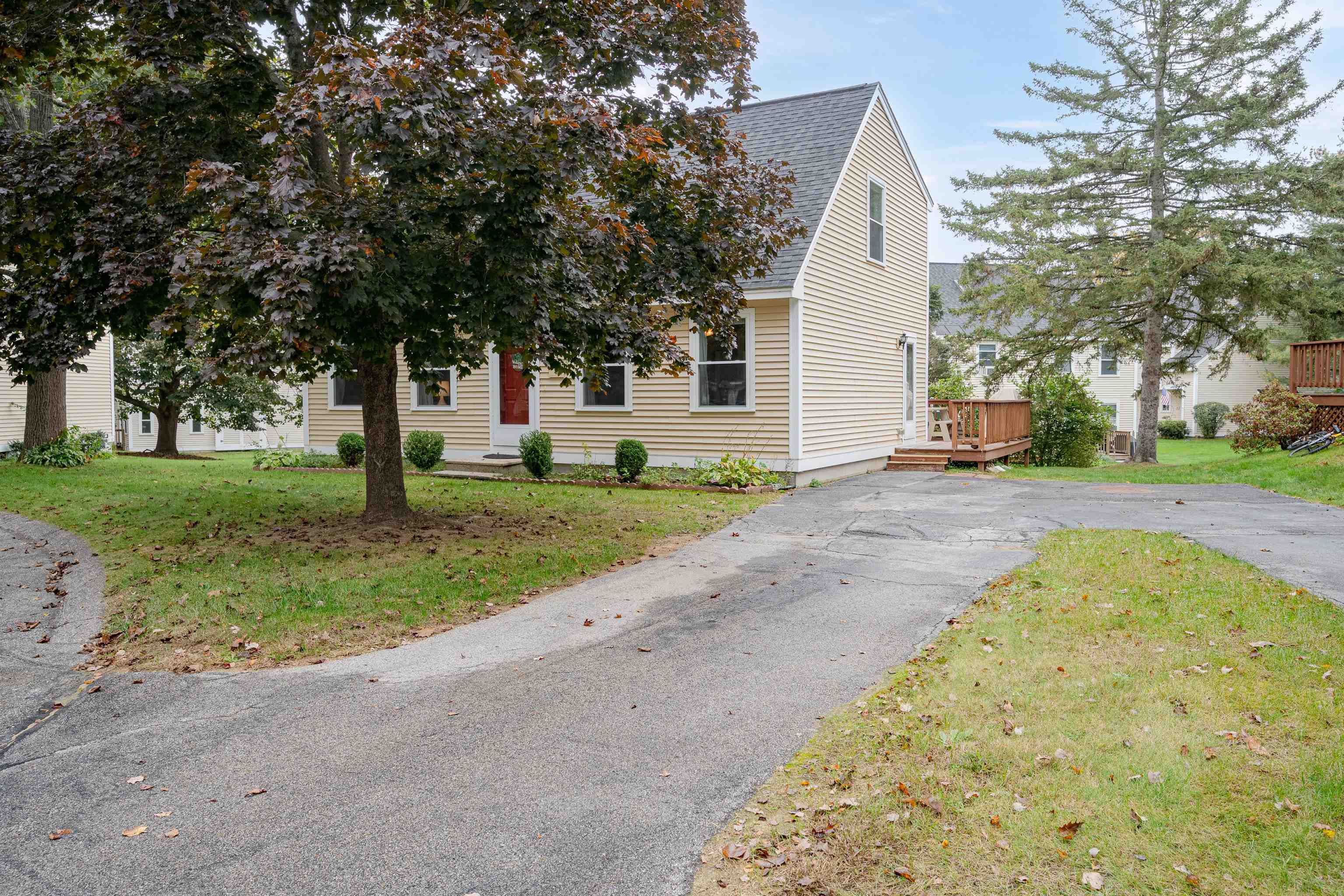 6 Whittaker Circle Concord, NH 03303 - Photo 2 of 39