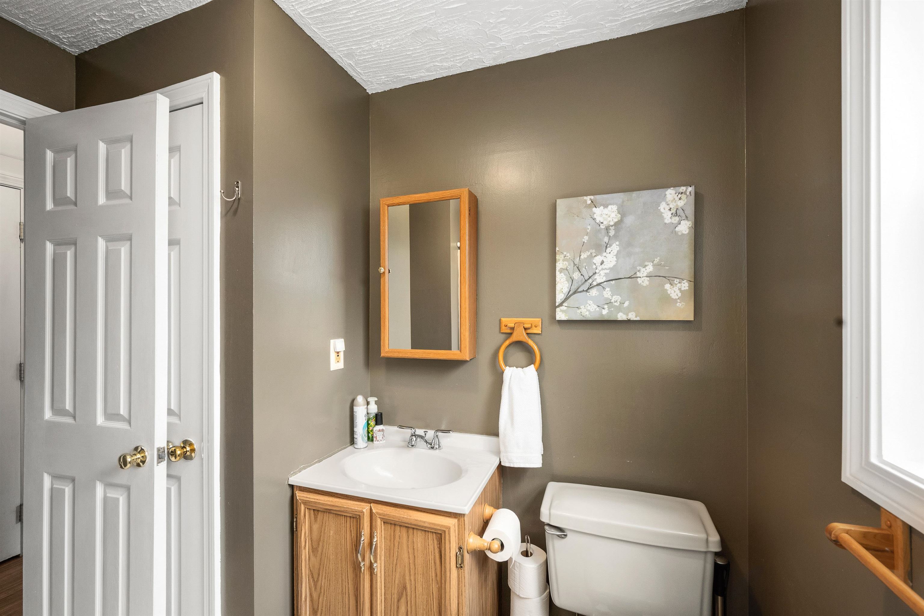 6 Whittaker Circle Concord, NH 03303 - Photo 25 of 39