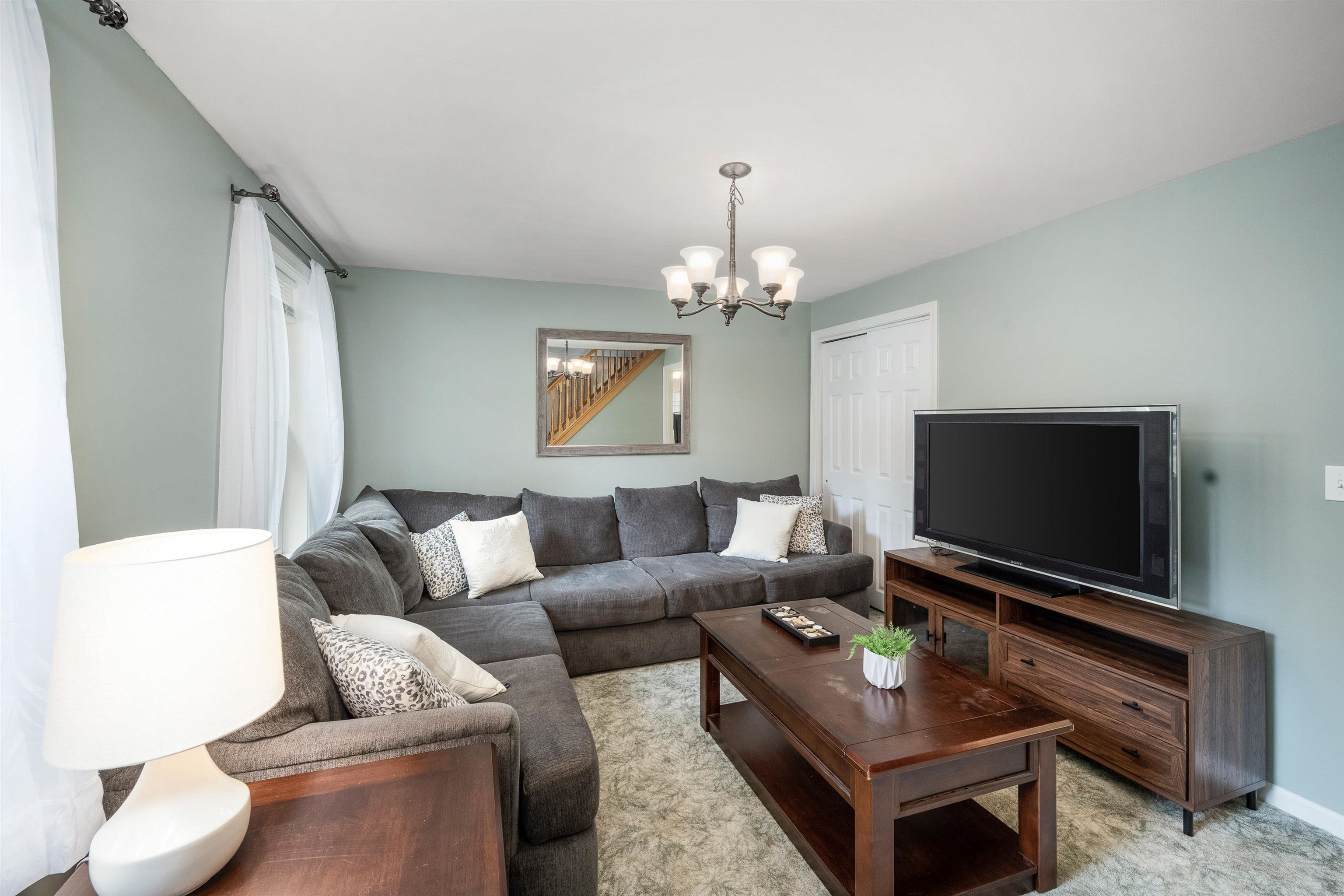 6 Whittaker Circle Concord, NH 03303 - Photo 3 of 39