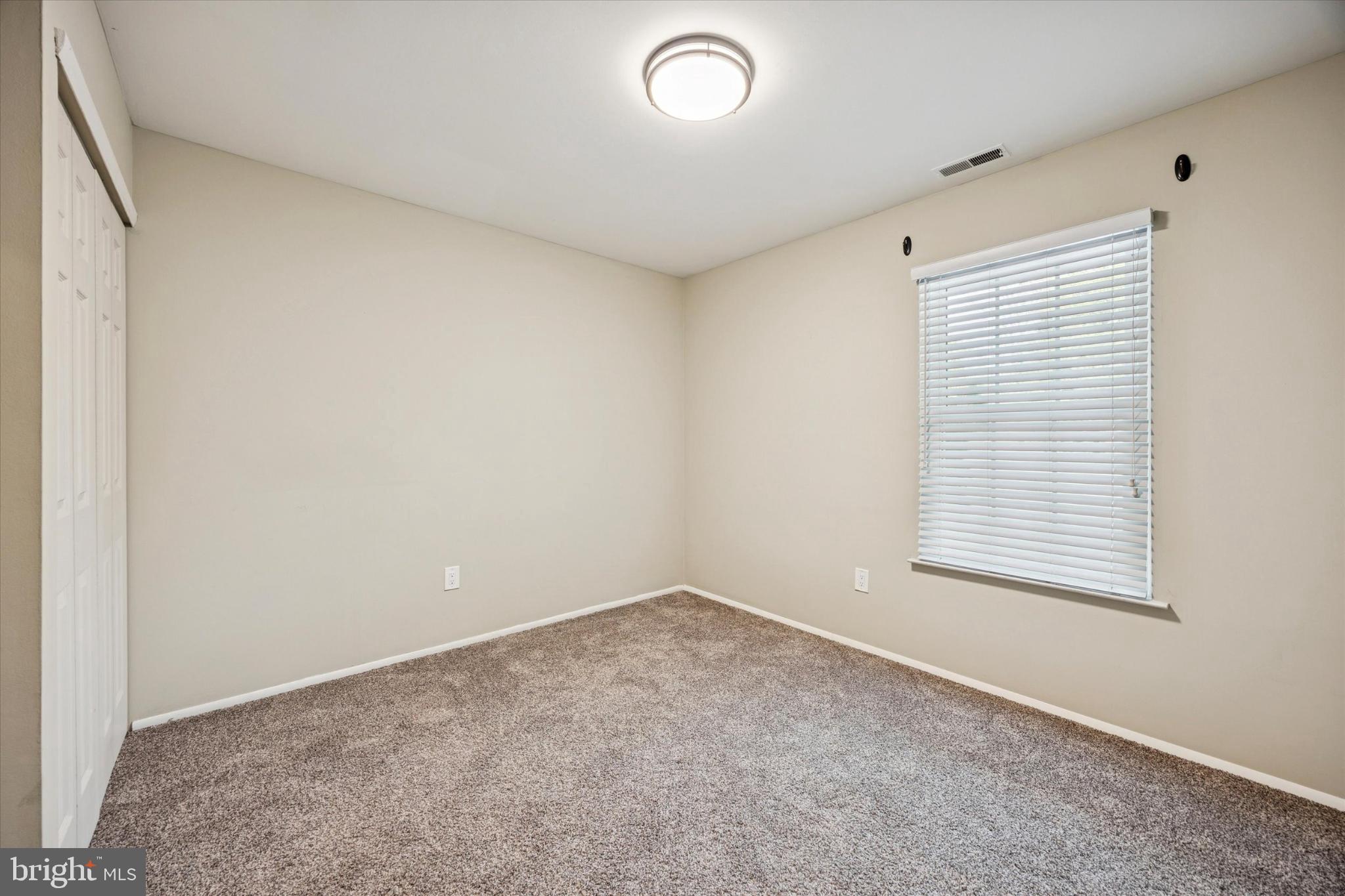 535 Shetland Court Sewell, NJ 08080 - Photo 15 of 25 Bedroom 1